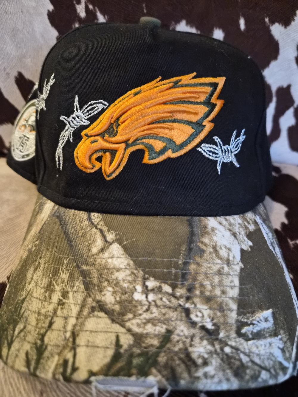 Philadephia Eagles Neon Orange Camo Snapback - Picture 5 of 6